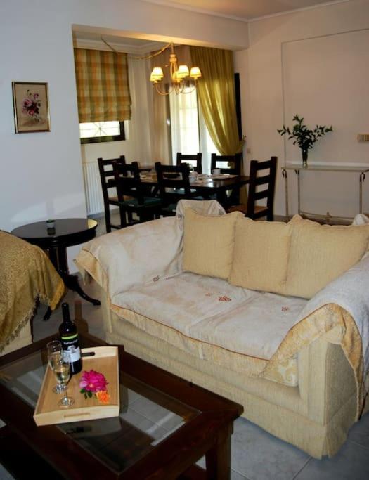 Luna Apartment, * Rafina (Attica)